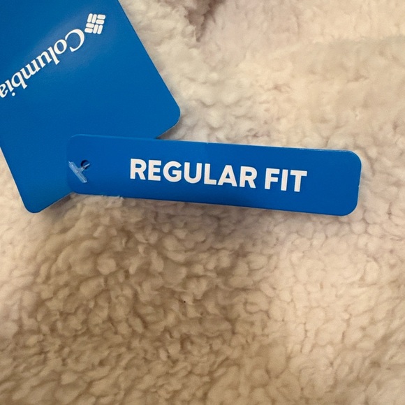 Columbia Cream Fleece Jacket - Picture 3 of 6
